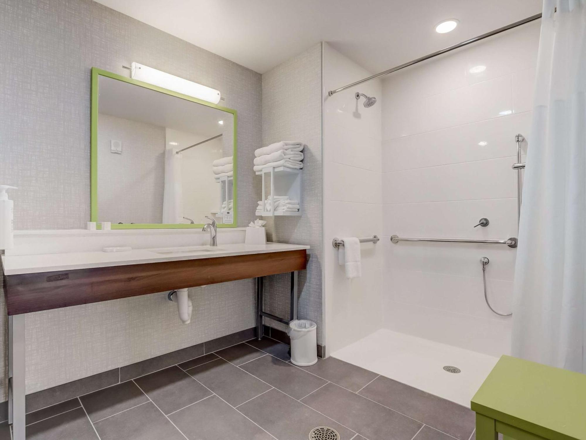 Hampton Inn & Suites Cincinnati Midtown Rookwood Buitenkant foto