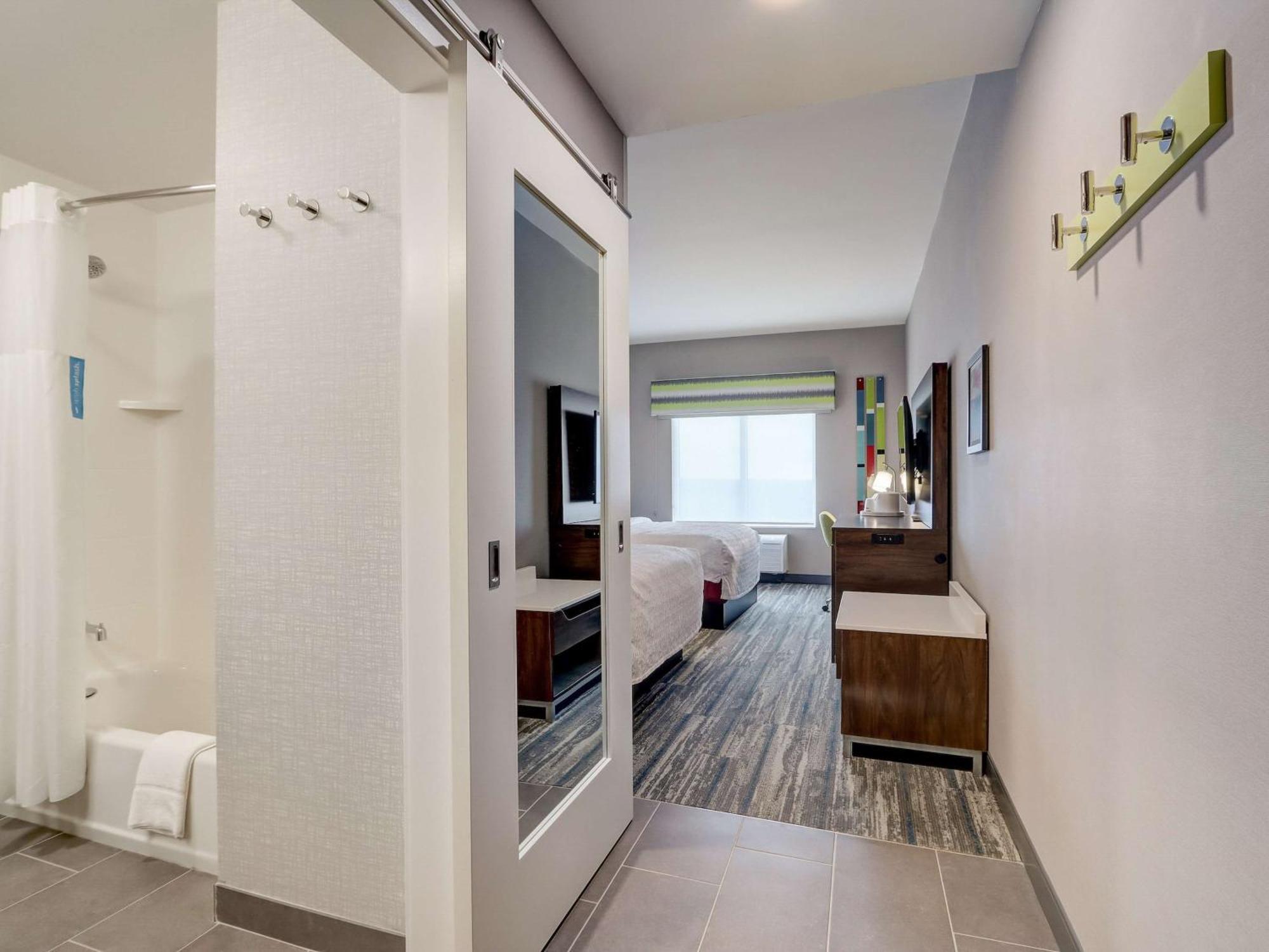 Hampton Inn & Suites Cincinnati Midtown Rookwood Buitenkant foto