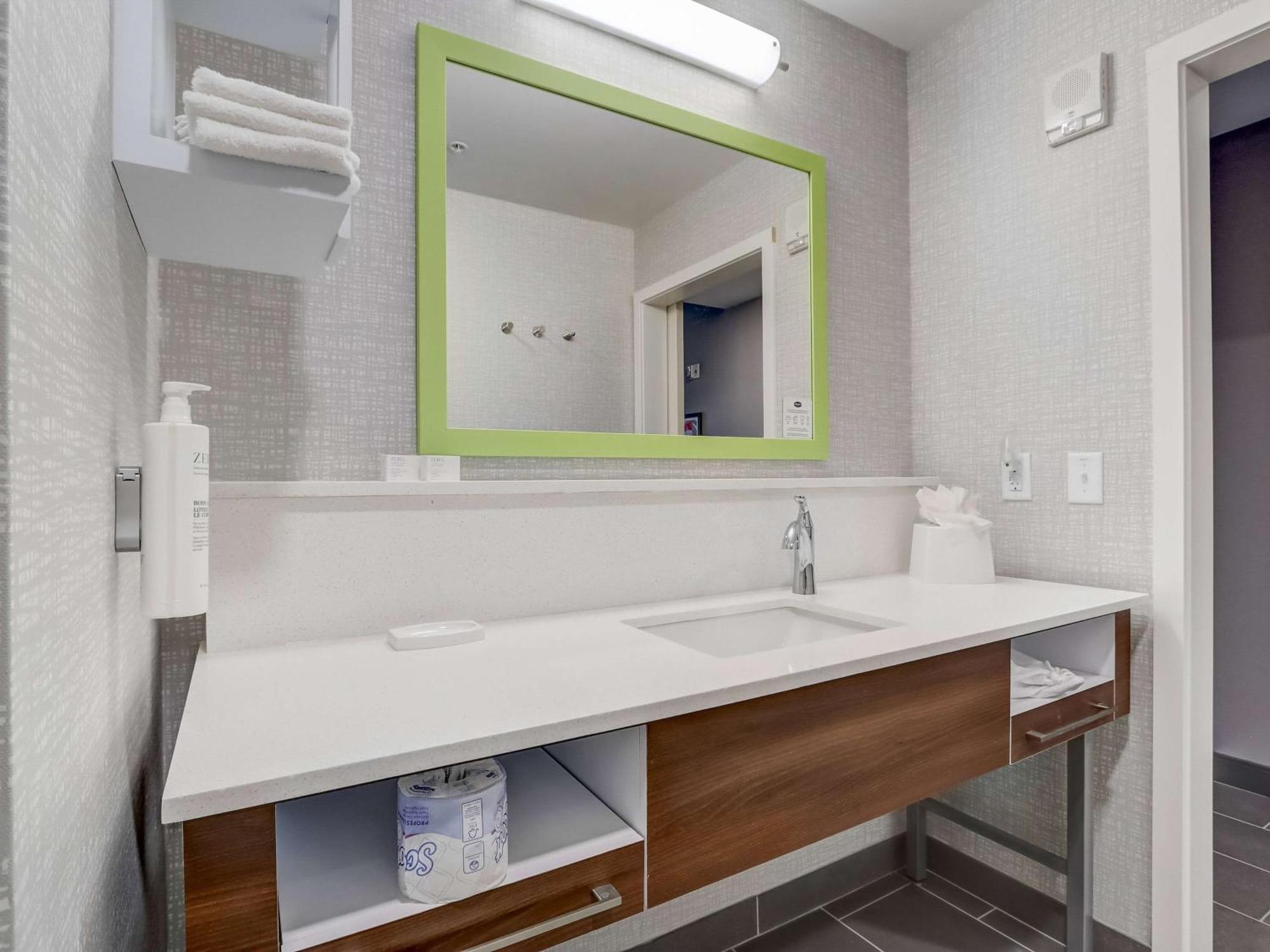 Hampton Inn & Suites Cincinnati Midtown Rookwood Buitenkant foto