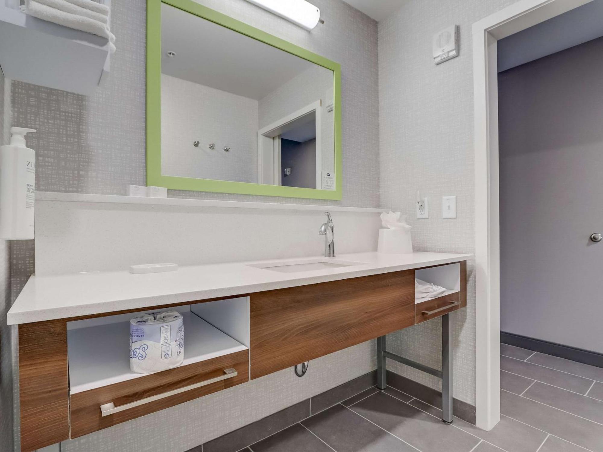 Hampton Inn & Suites Cincinnati Midtown Rookwood Buitenkant foto