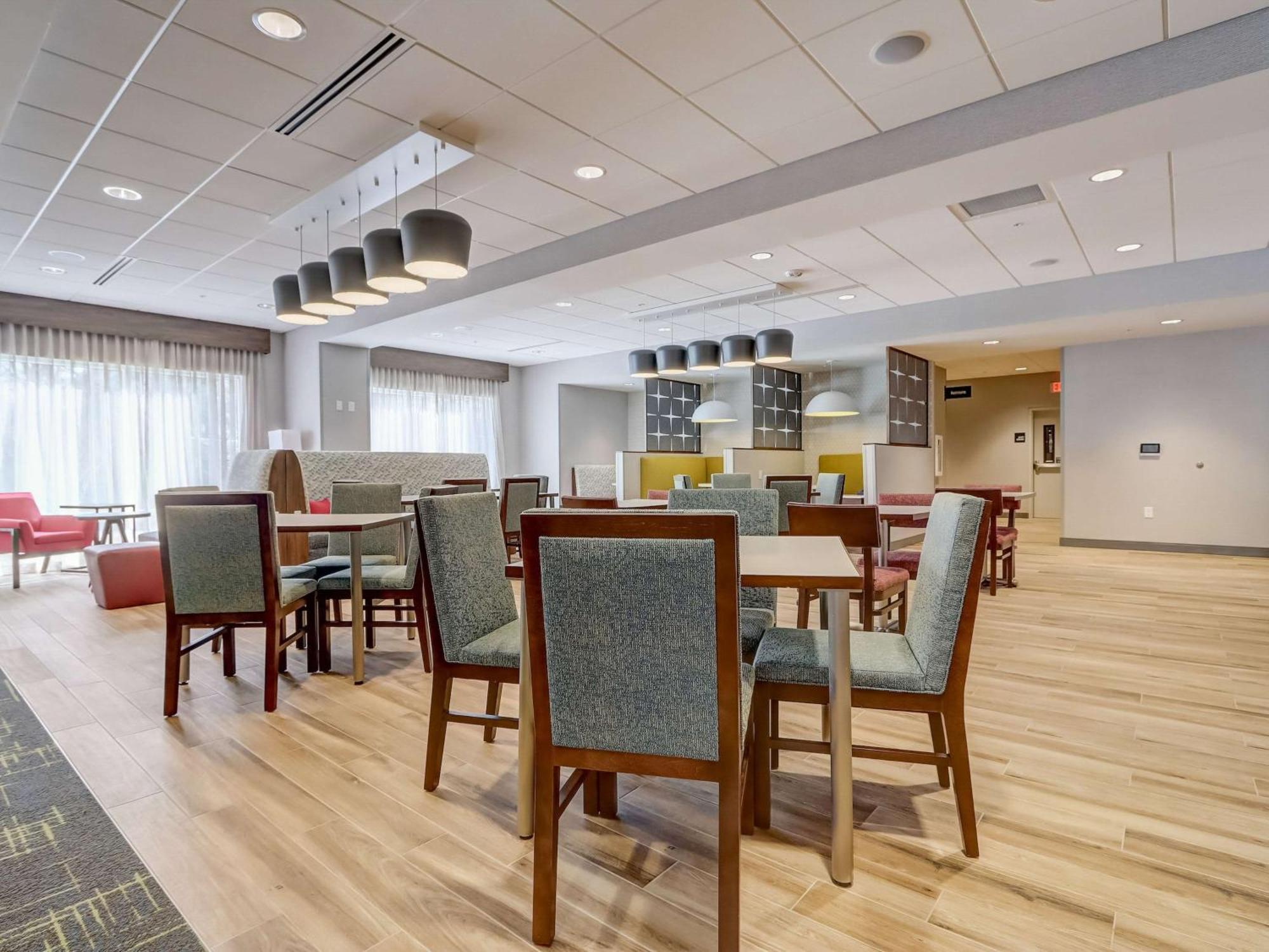 Hampton Inn & Suites Cincinnati Midtown Rookwood Buitenkant foto