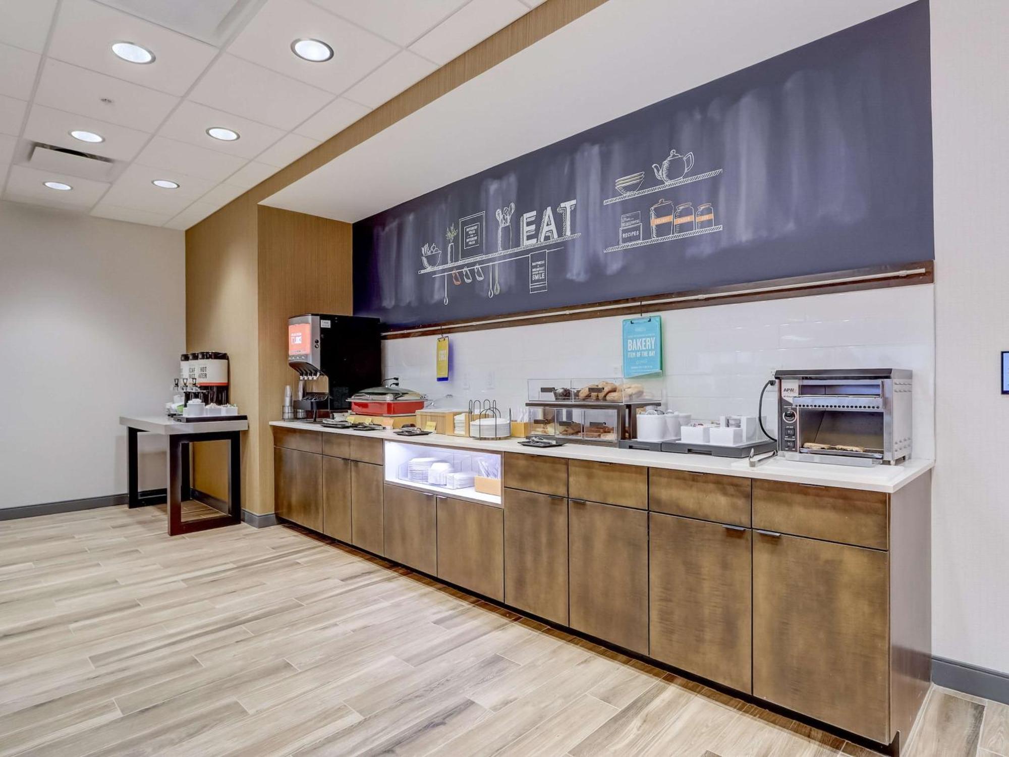 Hampton Inn & Suites Cincinnati Midtown Rookwood Buitenkant foto